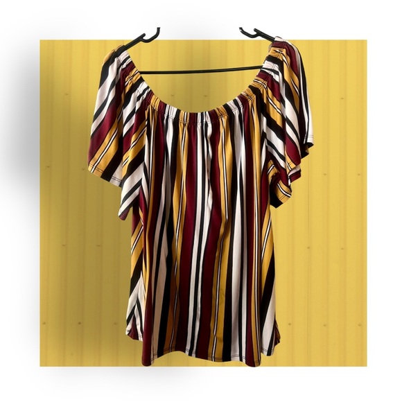 Vibe Sportswear Multi Colored Top - Picture 4 of 4